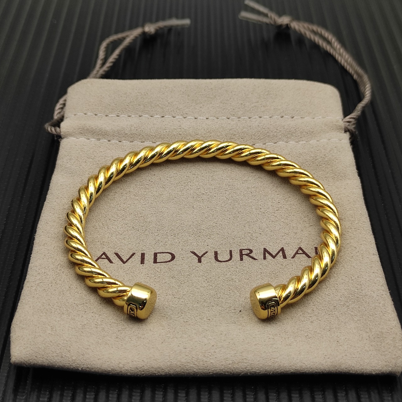 575 💰David Yuurman 6MM gold roundhead cuff bracelet. No. DYSZ-352