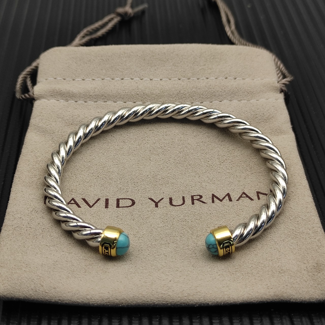 575 💰David Yurman 6MM cuff bracelets of the split green pine line. Number DYSZ-357