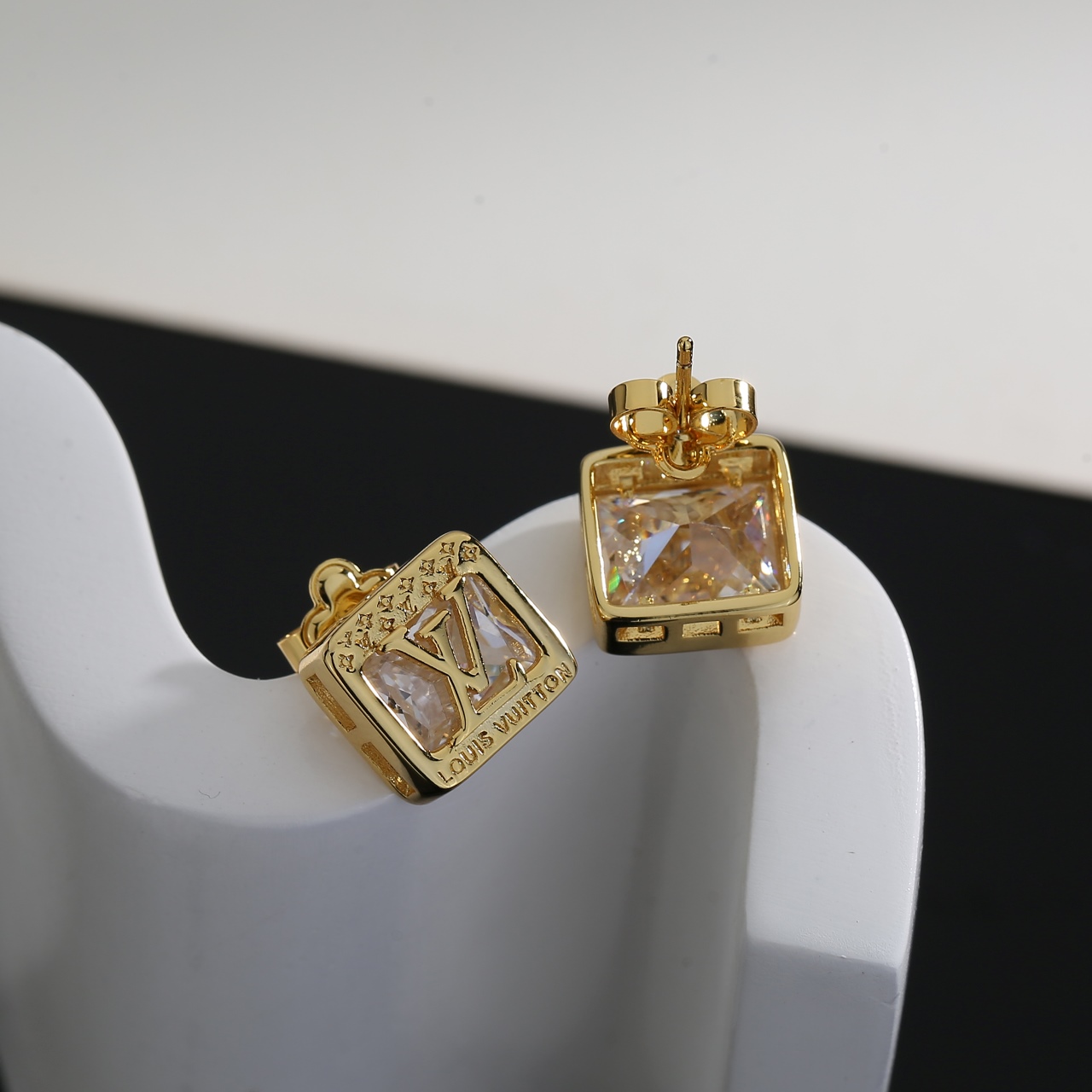 Louis Vuitton Haute Joaillerie Fine Jewelry Earrings Necklace Ring 6