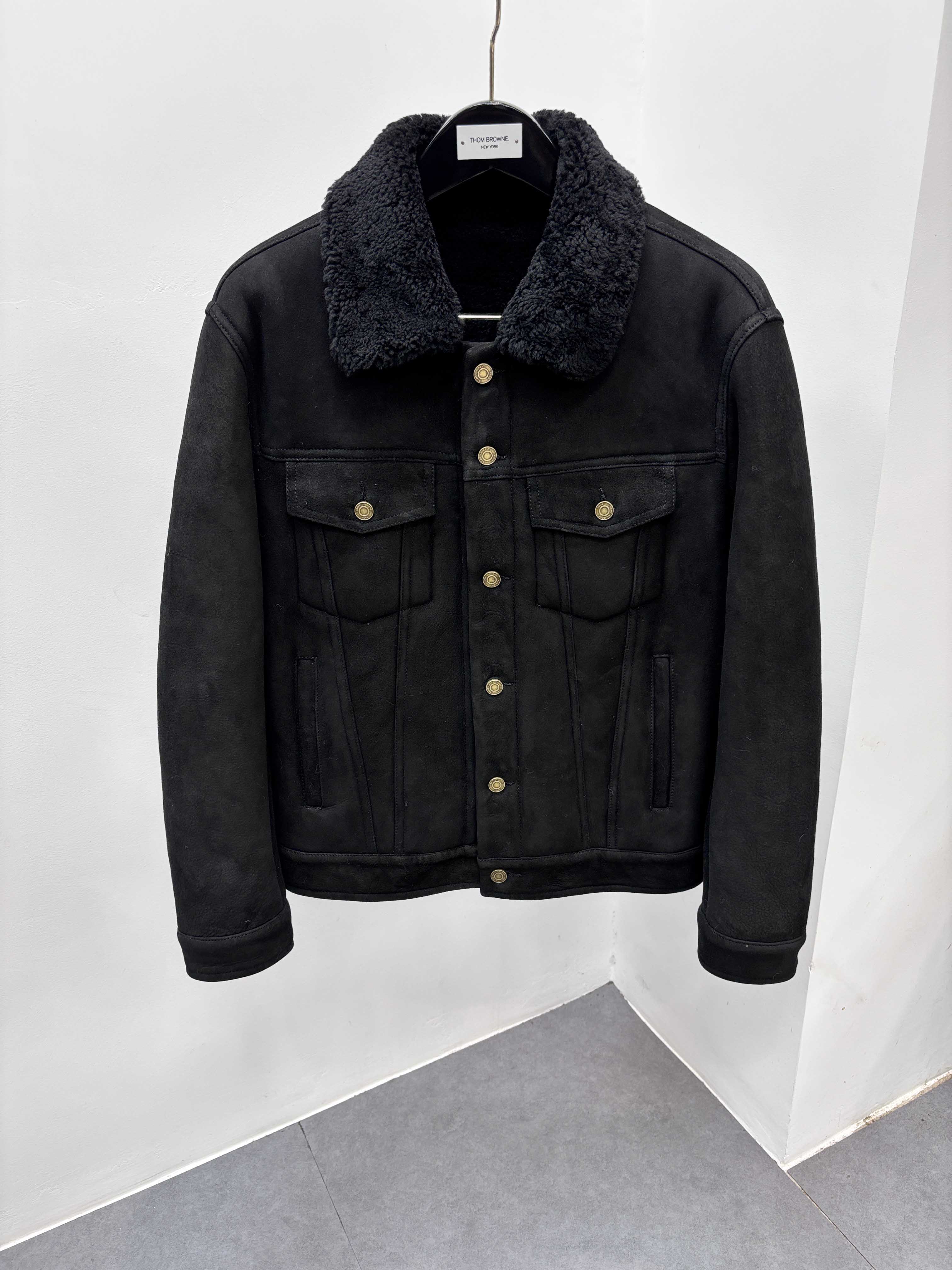 NO:676227,Brand Saint Laurent Material imported fur integrated craftsmanship Size 48-56 (special size customization), saint laurent, Top Customize19860909品牌圣罗兰 材质进口皮毛一体 工艺 尺码48-56（特殊尺码定制）,,saint laurent,Top Customize1,Men's clothing