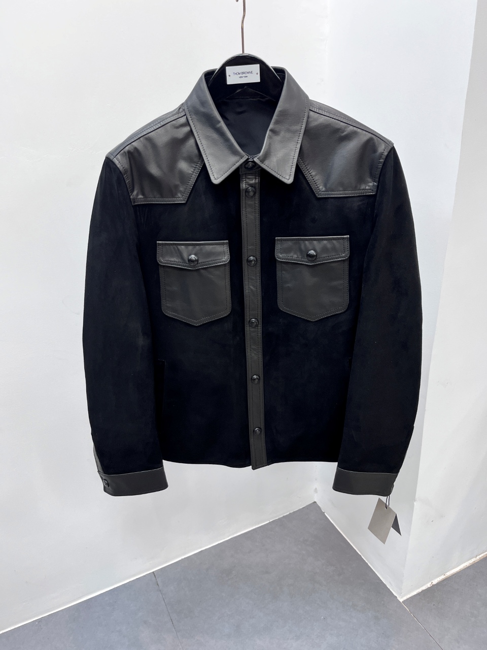 NO:741384,Brand tf material imported goatskin and cowhide craftsmanship size 48-56 (special size customization),,tom ford,cowhide,sheepskin,Top Customize119860909品牌tf 材质进口山羊皮拼牛皮 工艺 尺码48-56（特殊尺码定制）,,tom ford,cowhide,sheepskin,Top Customize1,Men's clothing