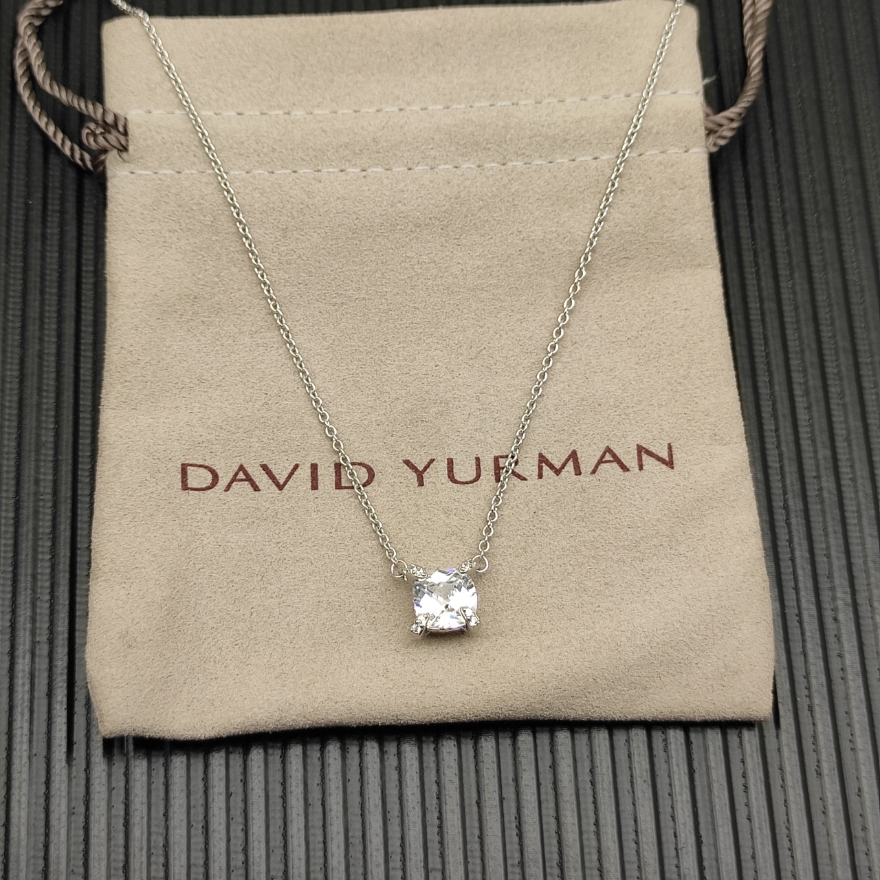 NO:664149,David Yurman silver white diamond main stone 8mm four-prong necklace. Length 58cm 42+3+3cm delay chain No. DYXL-232, fine jewelry, necklace19860909David Yurman 银色白钻主石8mm四爪项链.,长度58cm 42+3+3cm 延迟链  编号DYXL-232,饰品精品,necklace,Jewelry