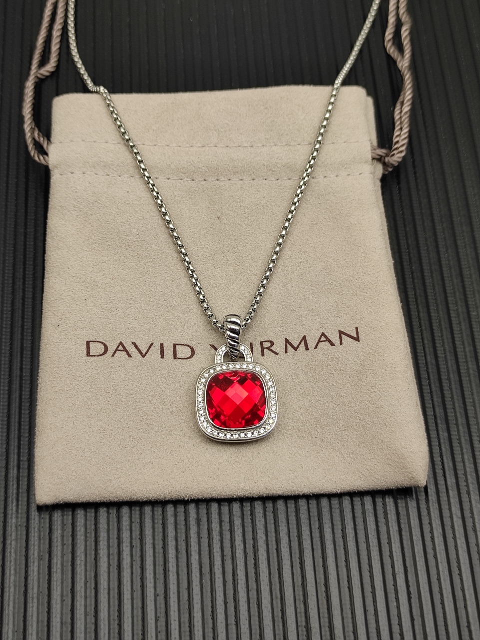 NO:664142,David Yurman red diamond 14mm main stone square diamond necklace. Chain 2mm thick, length 45+5cm delay chain No. DYXL-234, fine jewelry, necklace19860909David Yurman 红钻14mm主石四方钻项链.链条粗2mm,长度45+5cm延迟链 编号DYXL-234,饰品精品,necklace,Jewelry