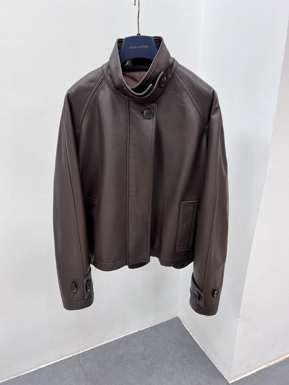 NO:940287,Brand Loewe Material imported sheepskin Craftsmanship Size 48-56 (special size customization),,loewe,sheepskin,Top Customize119860909品牌罗意威 材质进口绵羊皮 工艺 尺码48-56（特殊尺码定制）,,loewe,sheepskin,Top Customize1,Men's clothing