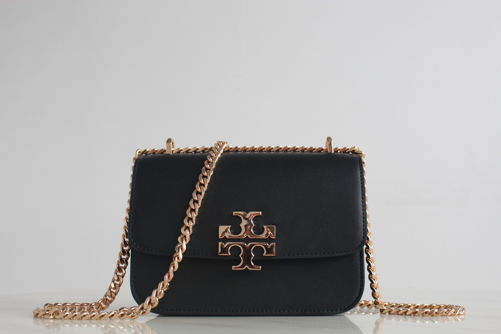 Tory Burch ToryBurch新款豆腐包Eleanor 链条单肩包 包款全新设计光滑金属饰件