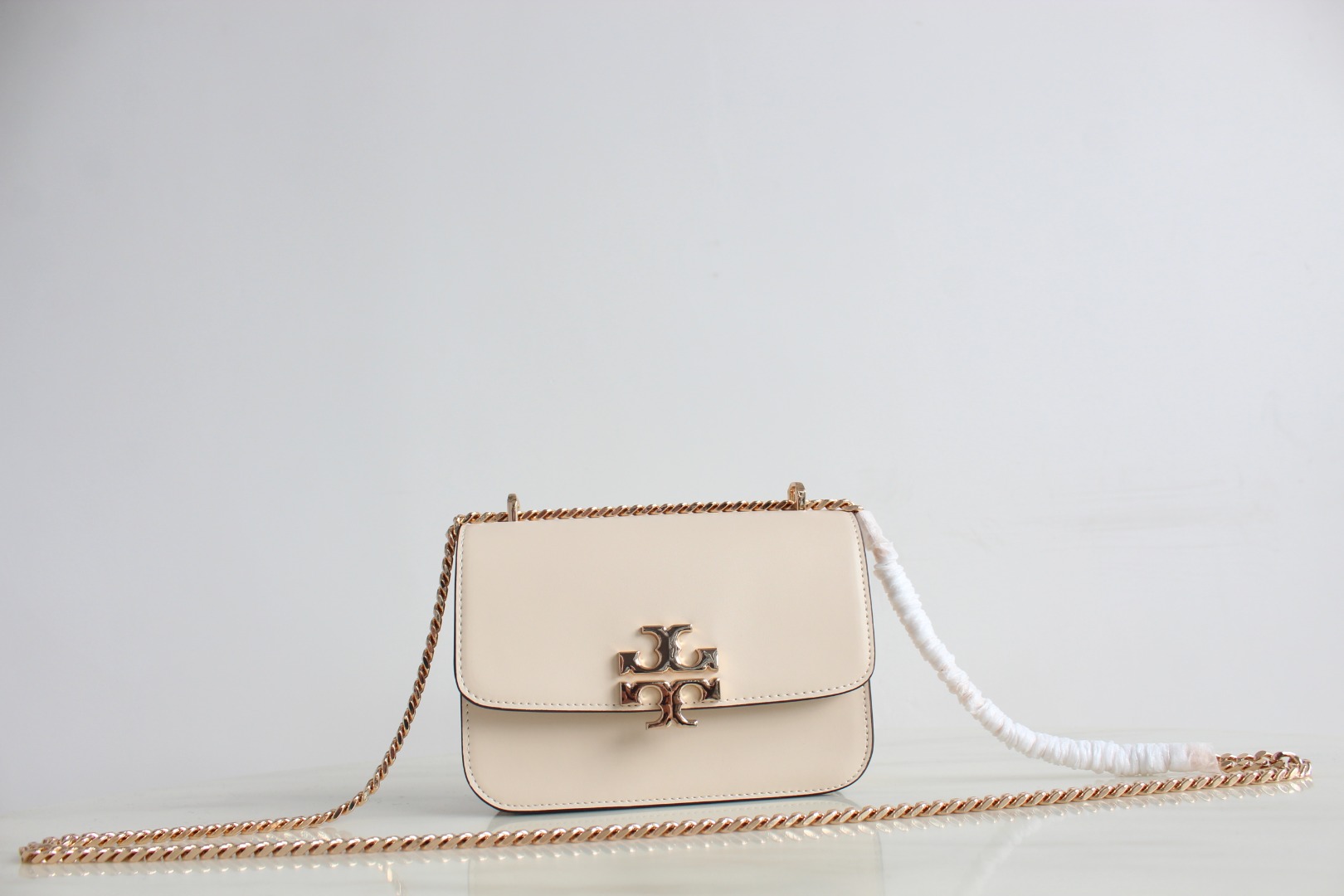 Tory Burch ToryBurch新款豆腐包Eleanor 链条单肩包 包款全新设计光滑金属饰件