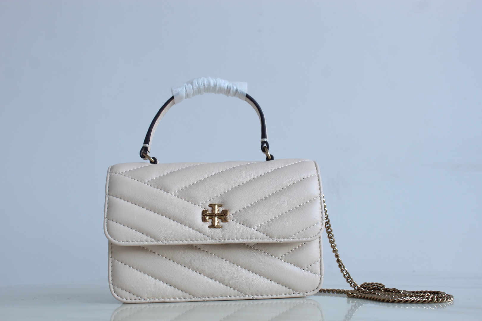 Tory Burch 白色 Tory Burch新款羊皮机车包 Kira手提链条包 选用柔软的羊皮材质