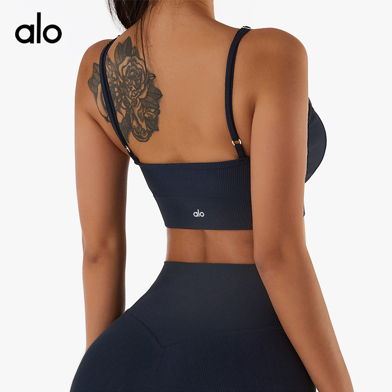 Alo sports bra yoga white