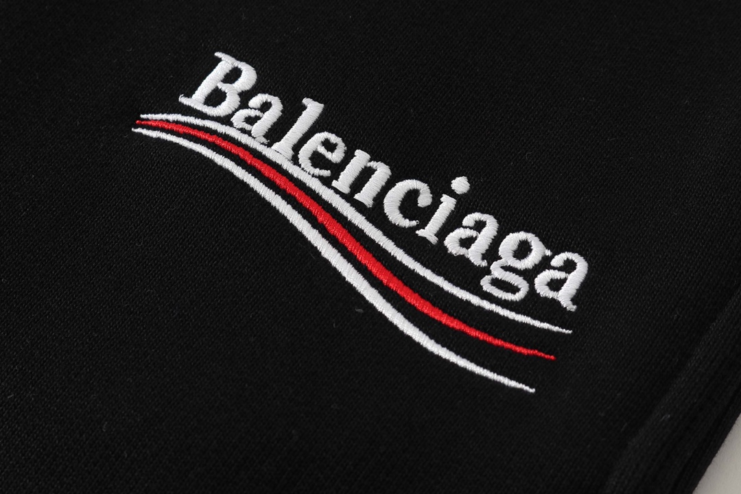 180 高版本BALENCIGA巴黎世家 刺绣可乐字母短裤