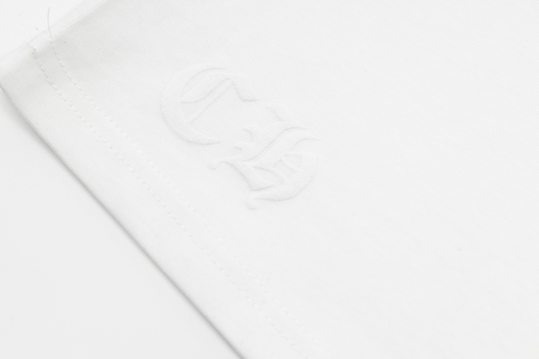 高版本Chrome Hearts 克罗心梵文彩虹渐变印花短袖