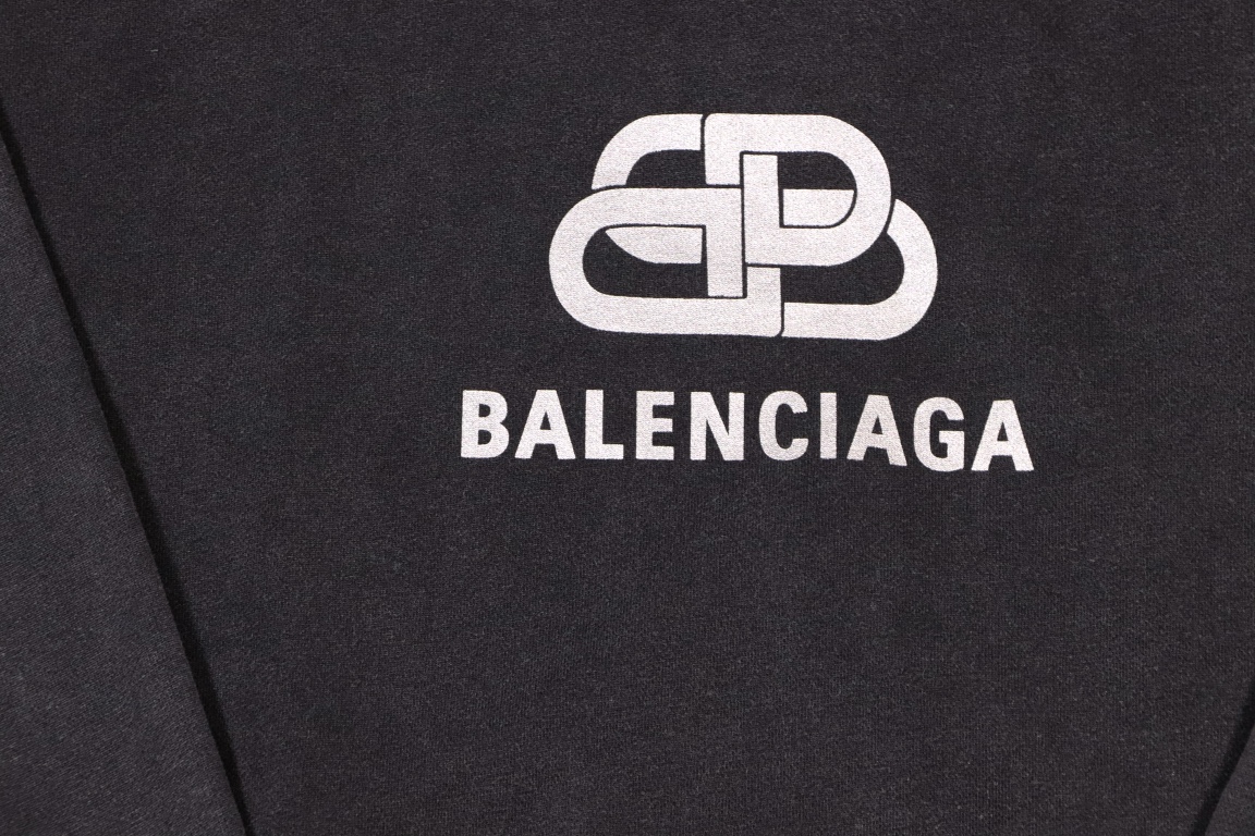 高版本BALENCIAGA/巴黎世家 做旧锁扣烫银印花圆领卫衣