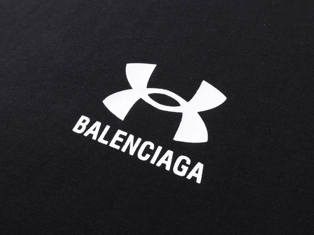 高版本BALENCIAGA/巴黎世家 x 安德玛联名款字母印花短袖T恤