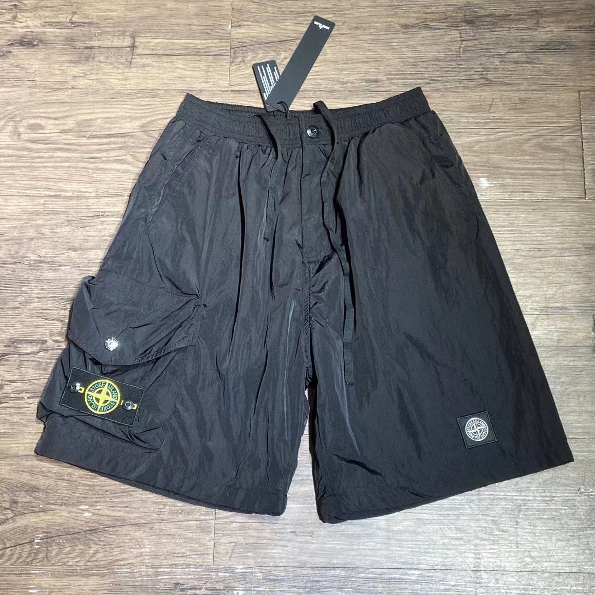 Stone Island Vêtements Shorts Noir Gris Nylon