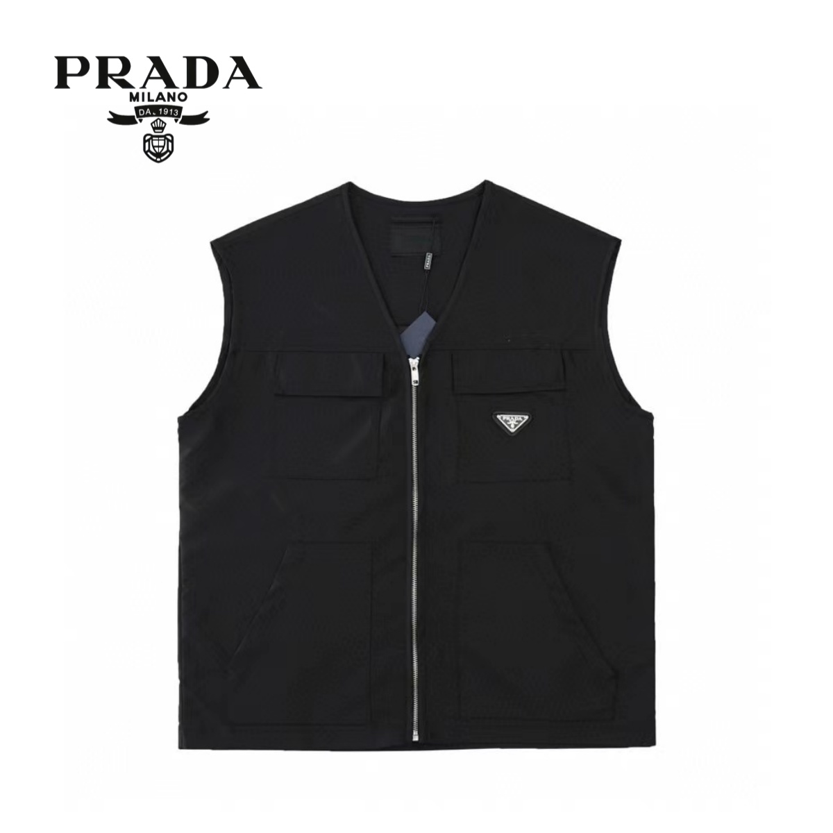 【Original】Nº de modelo: 【Nuevo】 PRADA | Prada Chaleco funcional de nailon reciclado con múltiples bolsillos y insignia …