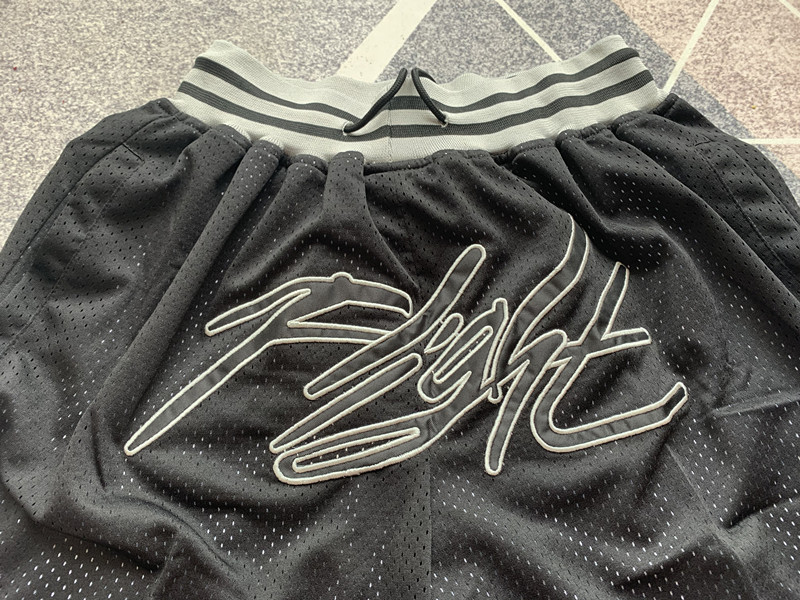 Mitchell & Ness x Just Don Chicago Bulls Jordan Embroidery Basketball Shorts - 图片 5