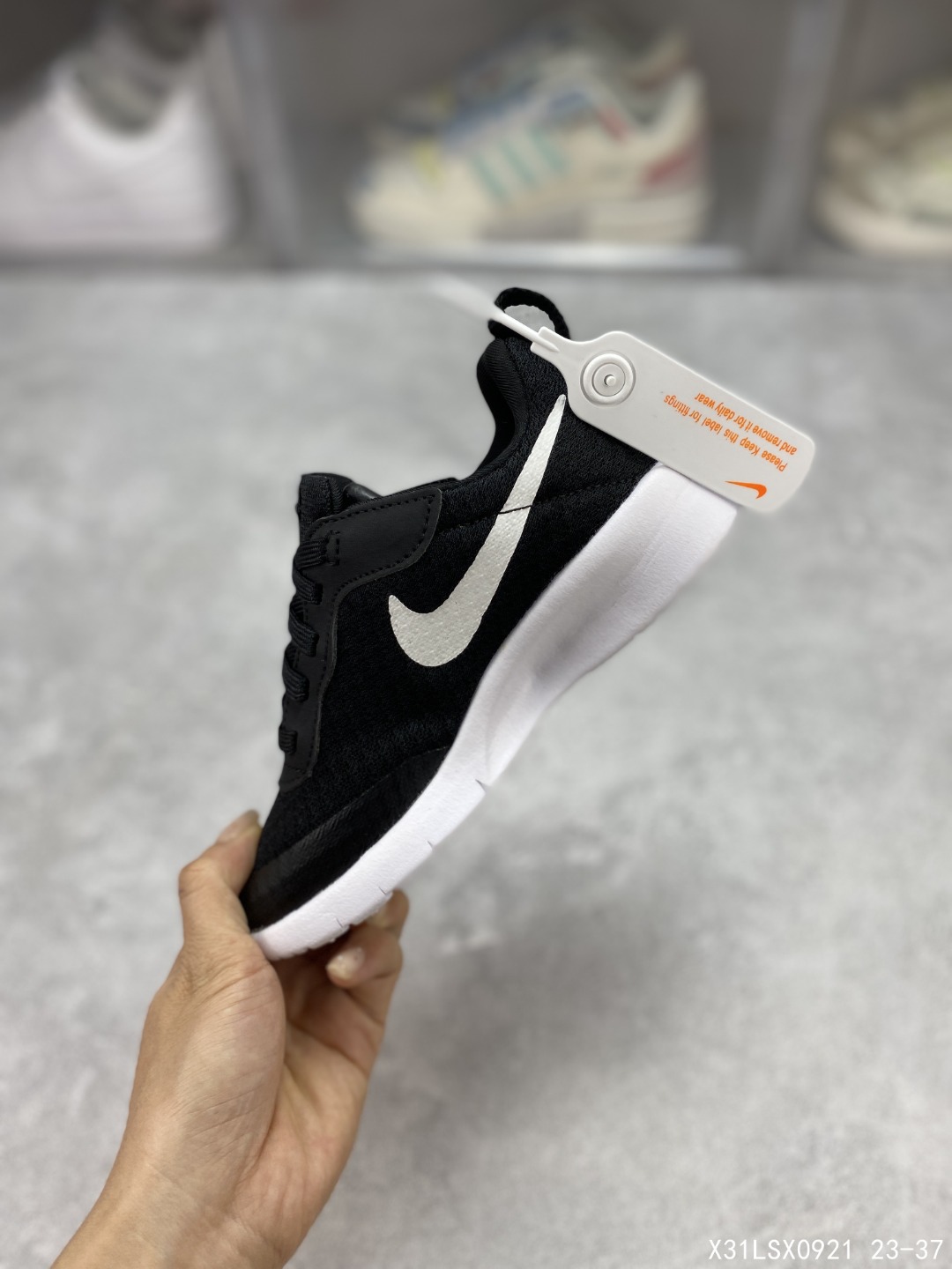 图片[9]-🈴️ Nike/耐克 童鞋 超轻量泡棉中底，客供原厂呼吸透气网面❗️北美市场最为畅销款式，瞩目造型，简约风范❗️耐克Nike Tanjun伦敦系列简约休闲情侣缓震轻便百搭跑步鞋。 类型：童鞋 #X31LSX0921 23-37 尺码：23 24 25 26 27 28 29 30 31 32 33 34 35 36 37-选品中心