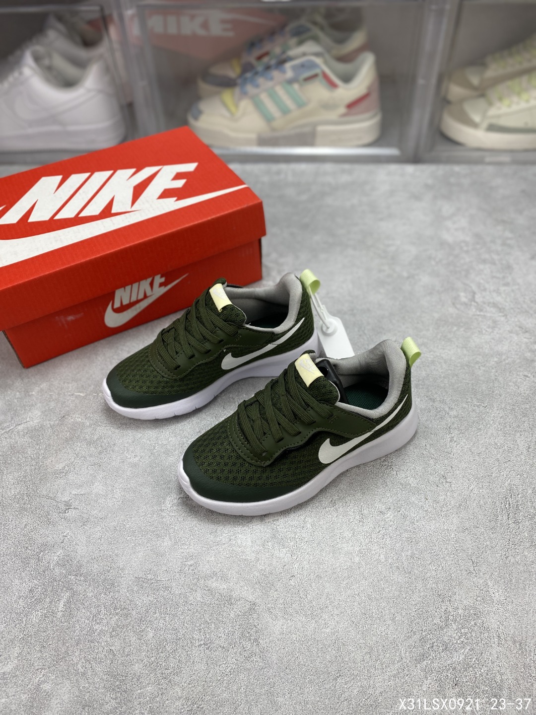 图片[5]-🈴️ Nike/耐克 童鞋 超轻量泡棉中底，客供原厂呼吸透气网面❗️北美市场最为畅销款式，瞩目造型，简约风范❗️耐克Nike Tanjun伦敦系列简约休闲情侣缓震轻便百搭跑步鞋。 类型：童鞋 #X31LSX0921 23-37 尺码：23 24 25 26 27 28 29 30 31 32 33 34 35 36 37-选品中心