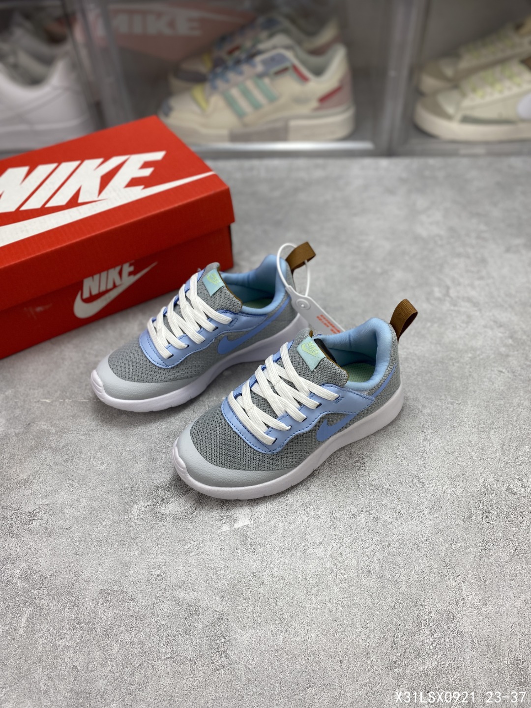 图片[6]-🈴️ Nike/耐克 童鞋 超轻量泡棉中底，客供原厂呼吸透气网面❗️北美市场最为畅销款式，瞩目造型，简约风范❗️耐克Nike Tanjun伦敦系列简约休闲情侣缓震轻便百搭跑步鞋。 类型：童鞋 #X31LSX0921 23-37 尺码：23 24 25 26 27 28 29 30 31 32 33 34 35 36 37-选品中心