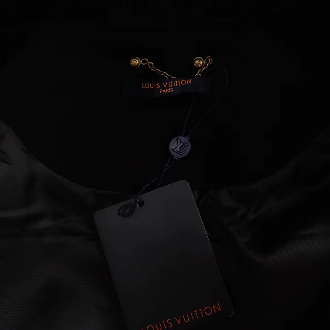 细节图 LOUIS VUITTON 路易威登 23ss 童趣卡通狐狸皮袖拼接毛呢棒球服外套650g龙凤呢搭配皮袖