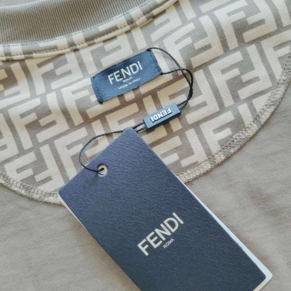 实拍细节图 FENDI 芬迪 双FF满身印花