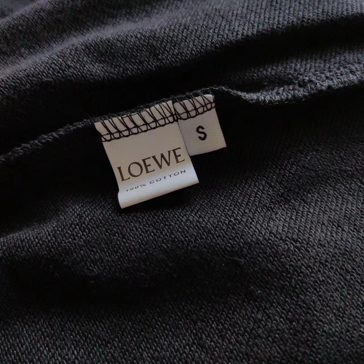 实拍细节图 Loewe/罗意威 黄黑标刺绣logo短裤 字母 流苏裤脚 简约 LoGO标识刺绣 五分裤