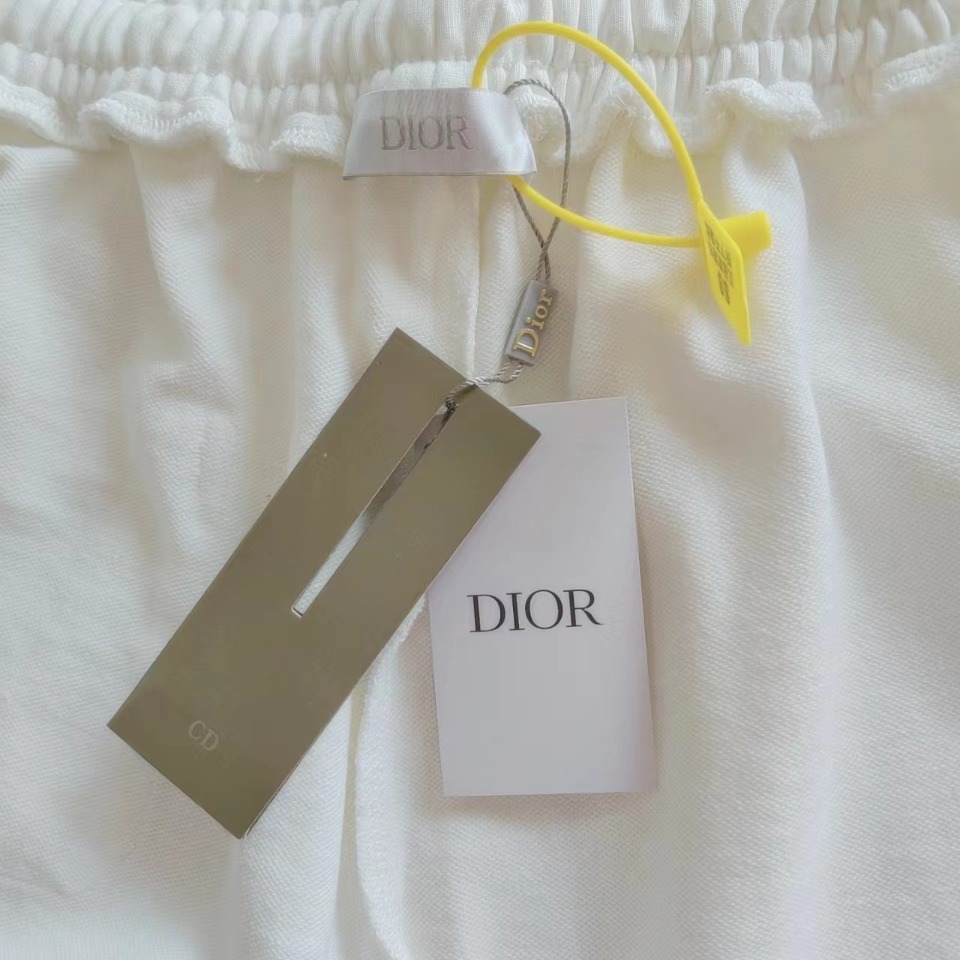 实拍细节图 +尺码表 DIOR 2024SS新款百搭渐变logo短裤