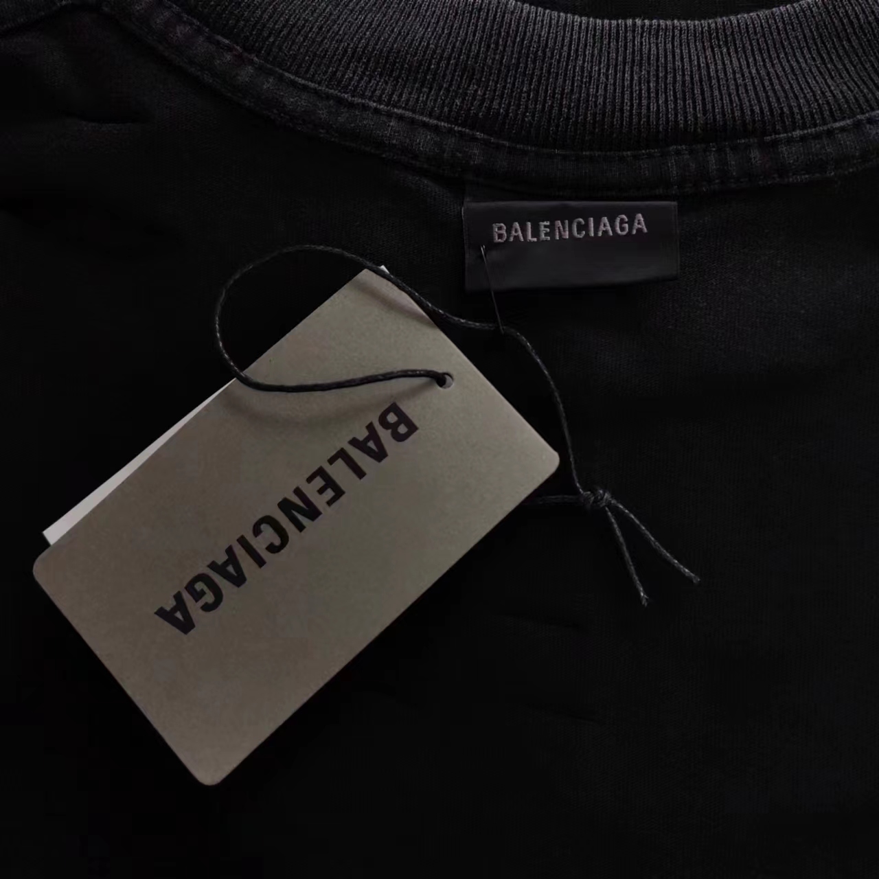 实拍细节图 +尺码表 巴黎世家 Balenciaga洗水大破坏Logo撕裂短袖