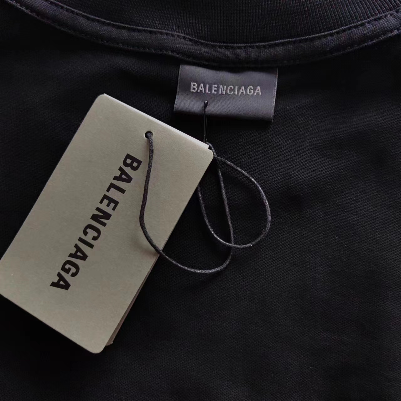 实拍细节图+尺码表 巴黎世家Balenciaga新款火焰字母logo短袖