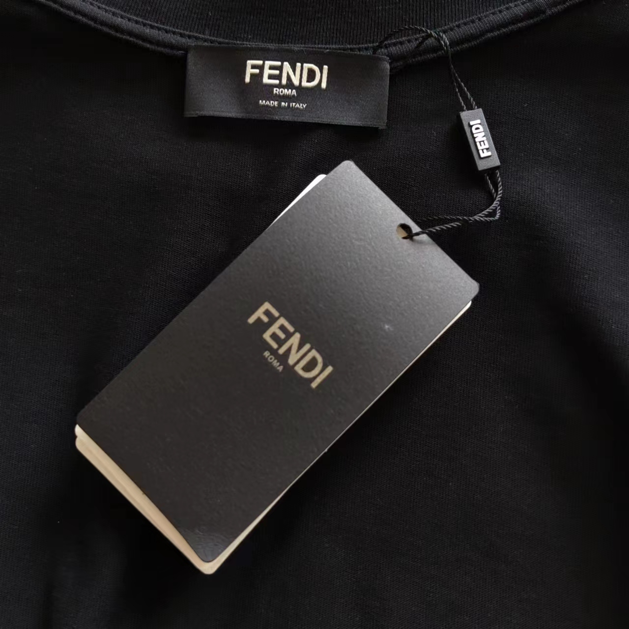 实拍细节图+尺码表 FENDI 芬迪 渐变手袖满印双FF印花短袖