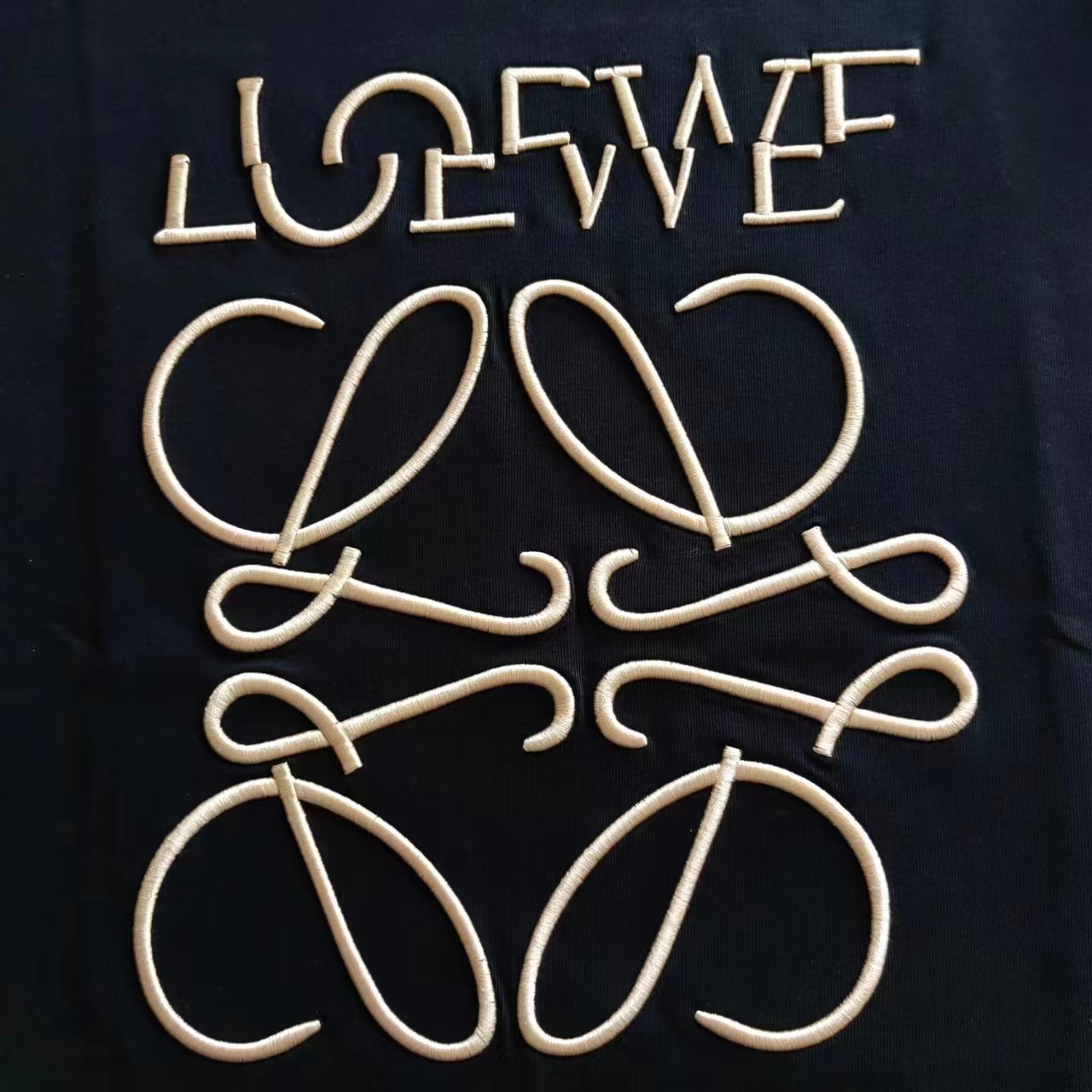 实拍细节图+尺码表 LOEWE 罗意威 金线刺绣logo错位短袖T桖