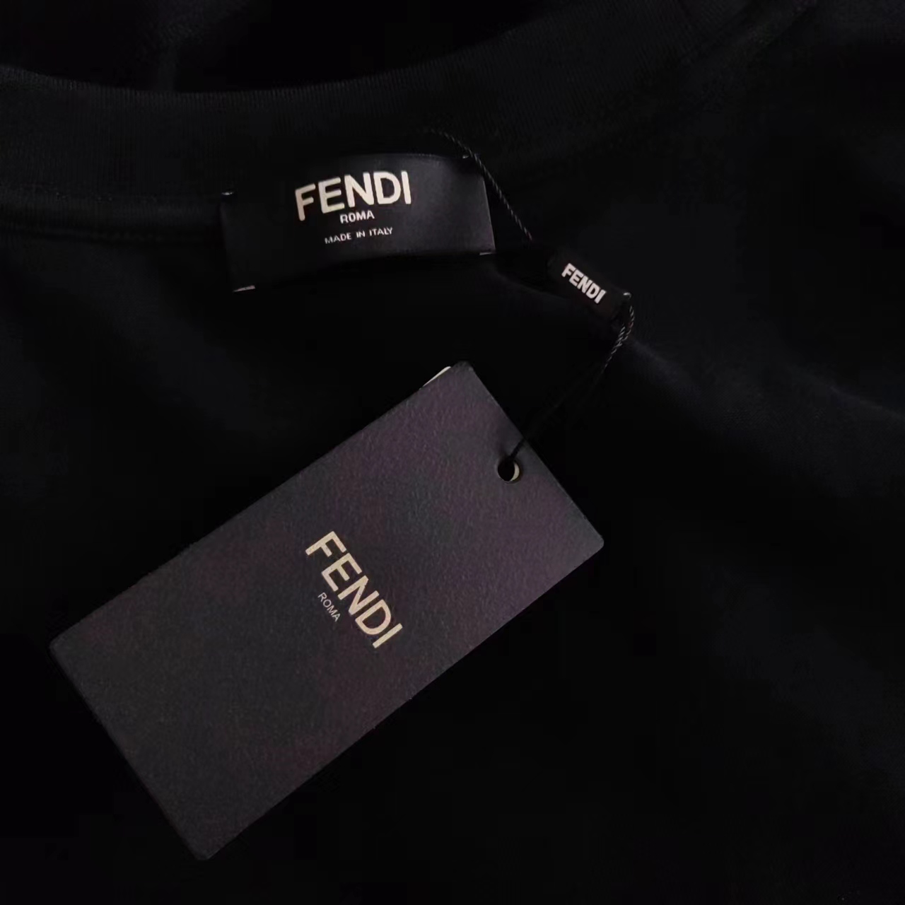 实拍细节图+尺码表 Fendi/芬迪 拉链皮章短袖T恤