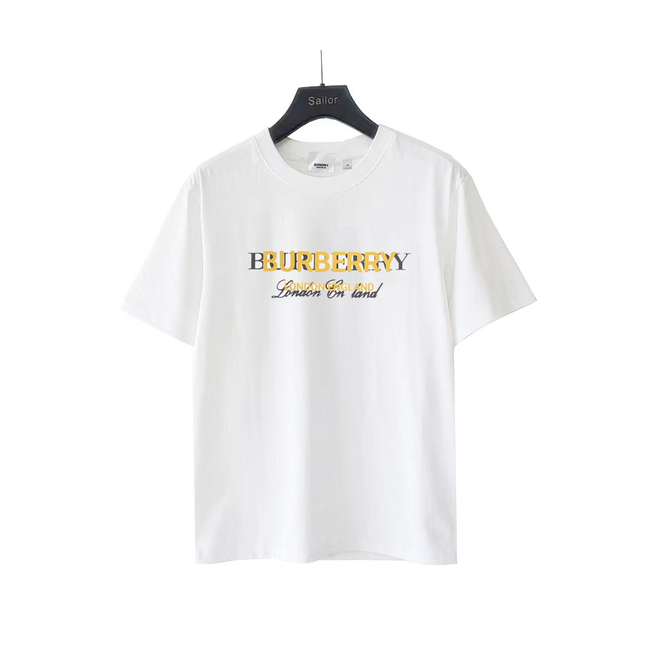 实拍细节图+细节图 Burberry/巴宝莉BBR 24SS 经典重叠字母标语胸前印花短袖T恤