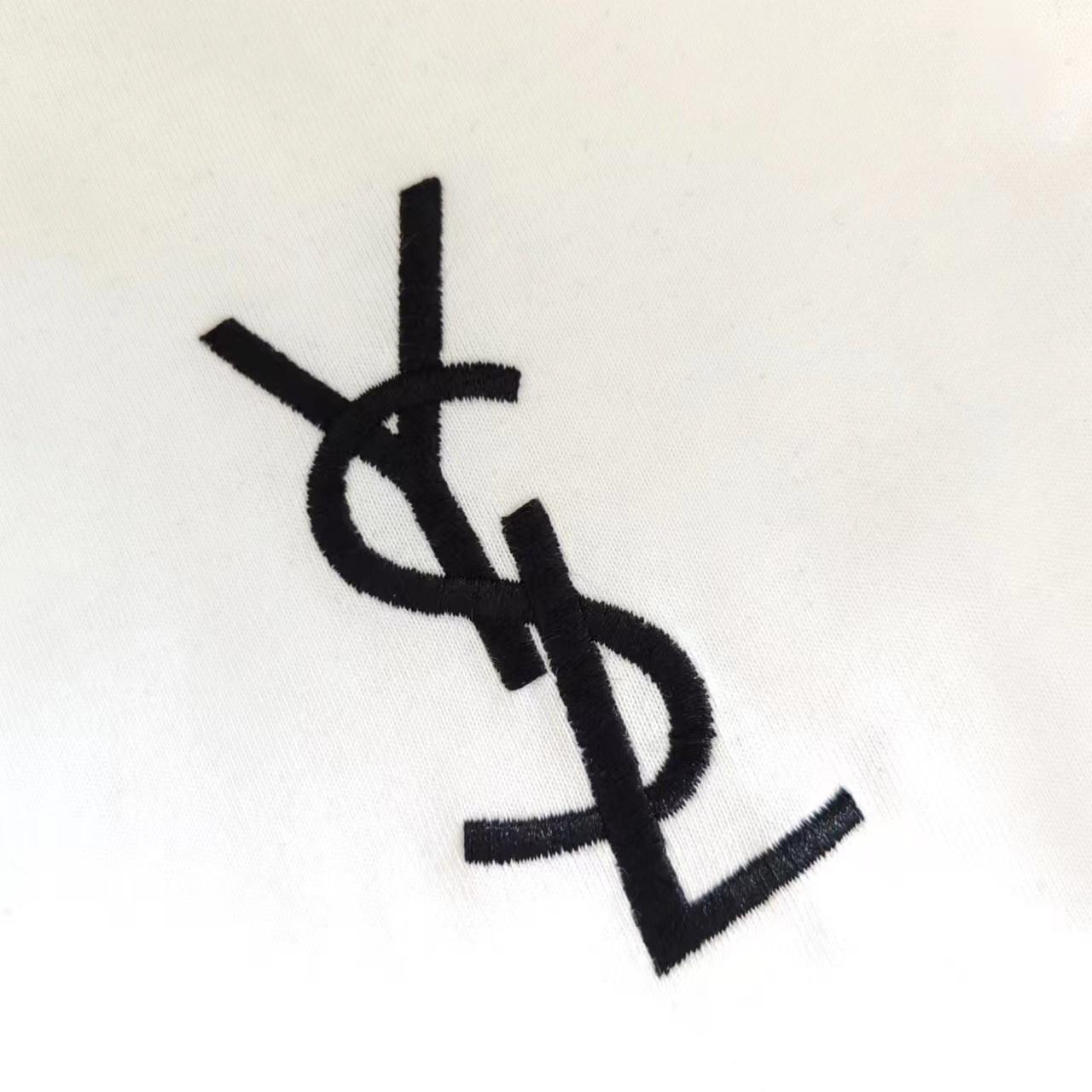 实拍细节图+尺码表 圣罗兰YSL 24ss新款 前后刺绣logo短袖T桖