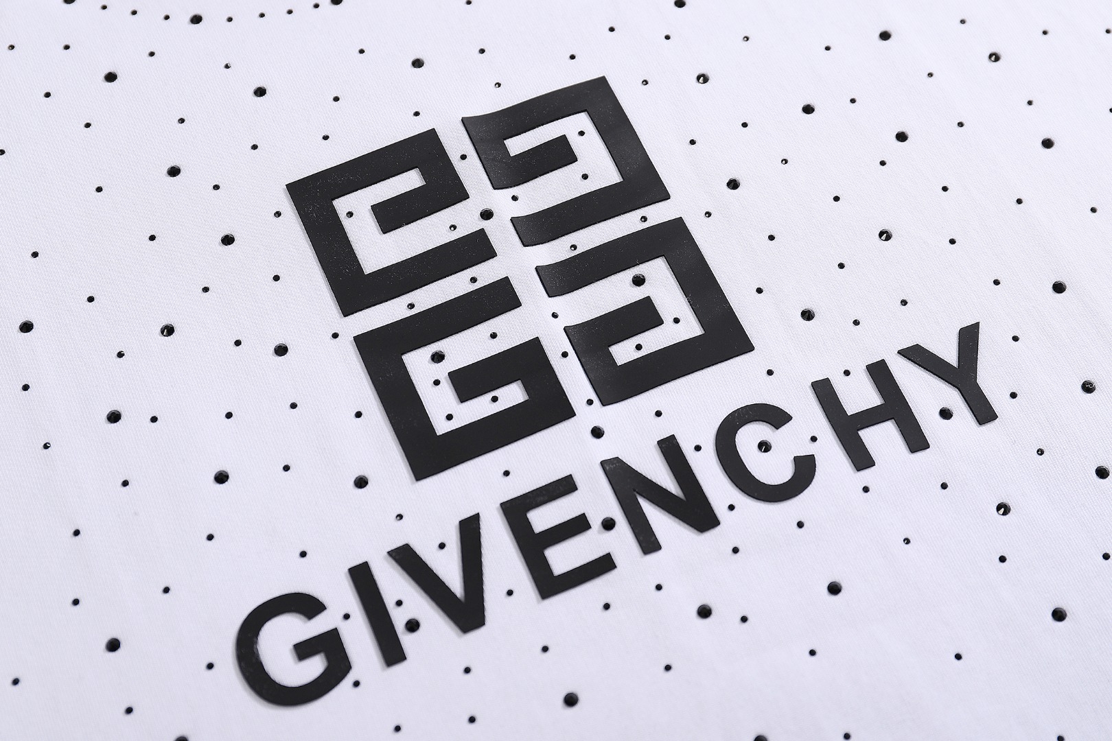 实拍细节图+尺码表 GIVENCHY纪梵希GIVENCHY字母压皮重工高温烫钻短袖