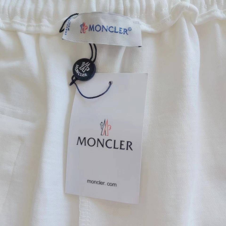 实拍细节图+尺码表 Moncler 蒙口 24SS字母LOGO后兜标志性五分短裤