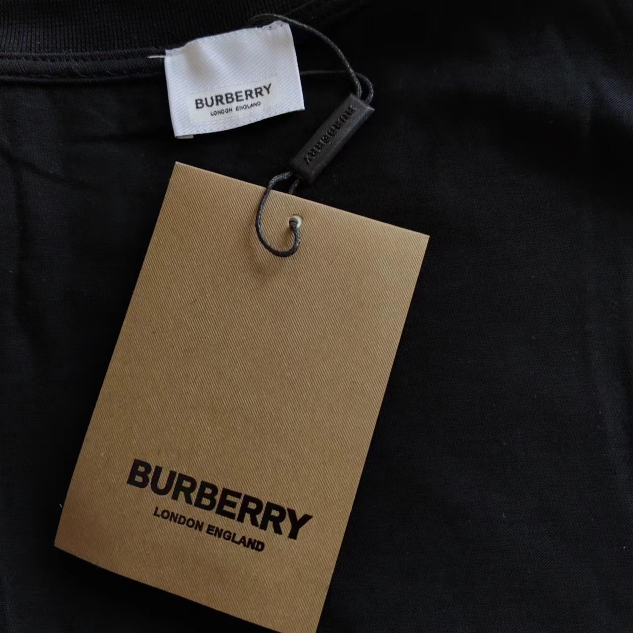 Burberry巴宝莉新款2024夏季TB皮标口短袖T桖 白色 黑色