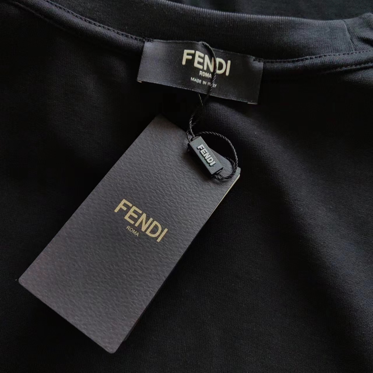 实拍细节图+细节图 Fendi/芬迪24ss 3D肩部小怪兽小眼睛短袖T桖