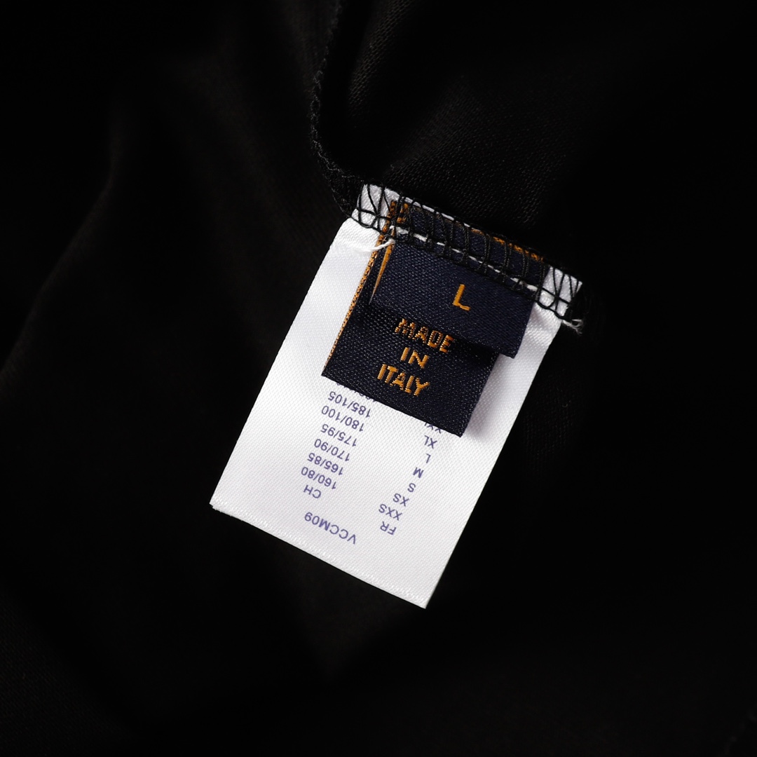 LOUIS VUITTON 路易威登直喷彩印字母短袖