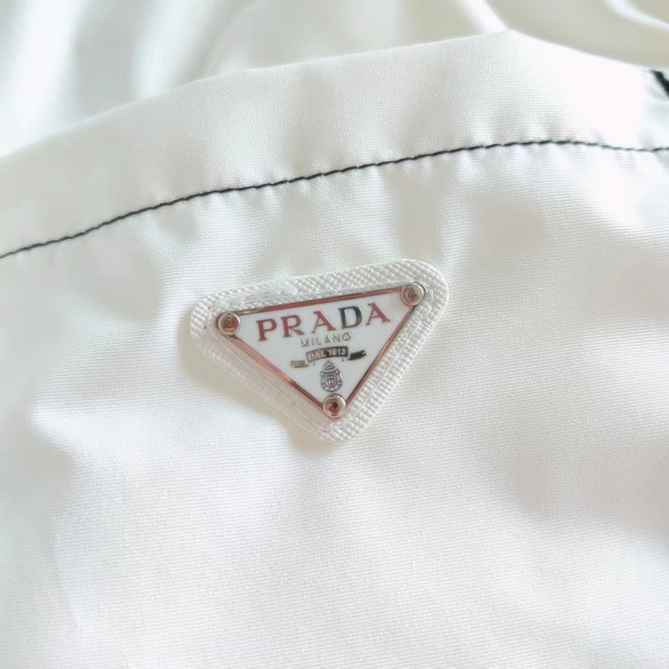 实拍细节图+尺码表 PRADA 普拉达 明线牵线LOGO标识工装短裤