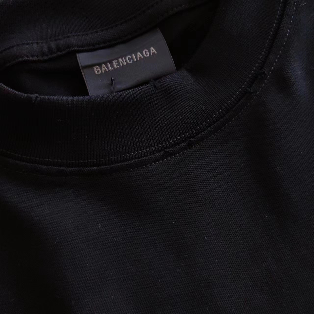 实拍细节图+尺码表 巴黎世家Balenciagg 新款前后中间字母烫钻短袖