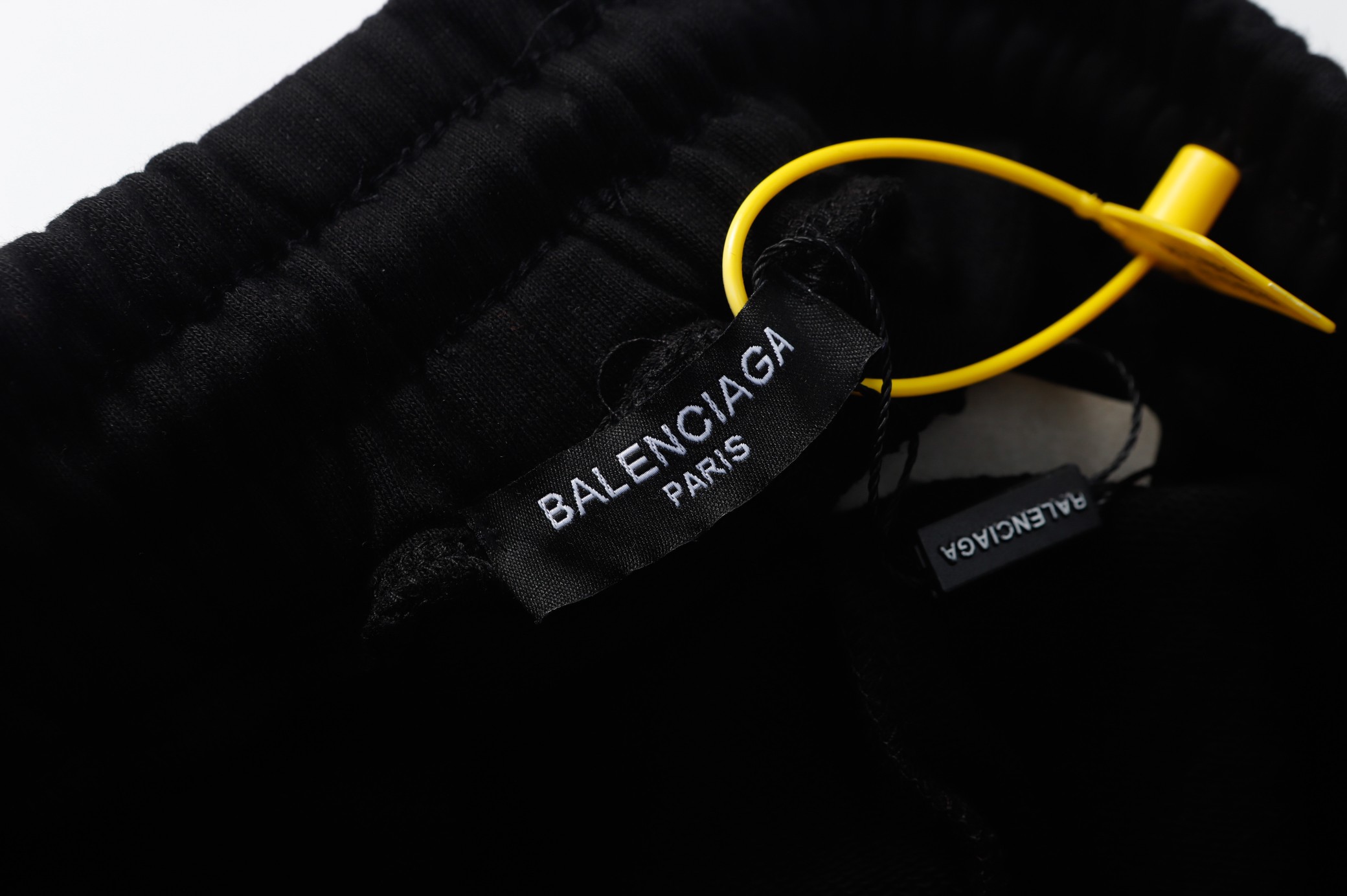 实拍细节图+细节图 BALENCIAGA巴黎世家2024ss前印花反光条休闲情侣宽松纯棉毛圈短裤