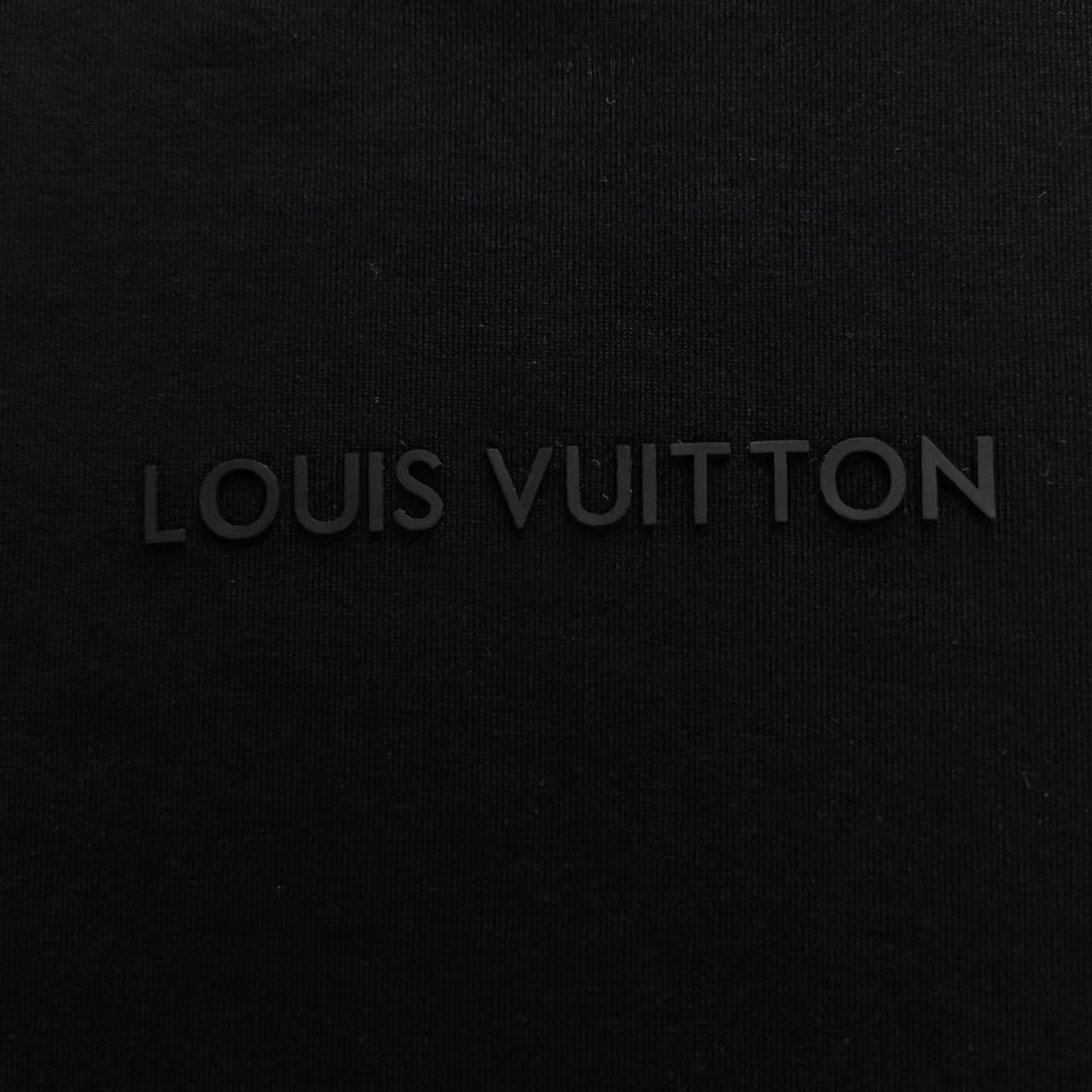 实拍细节图+尺码表 Louis Vuitton/LV路易威登 24ss 胸前小字母压胶短袖T恤