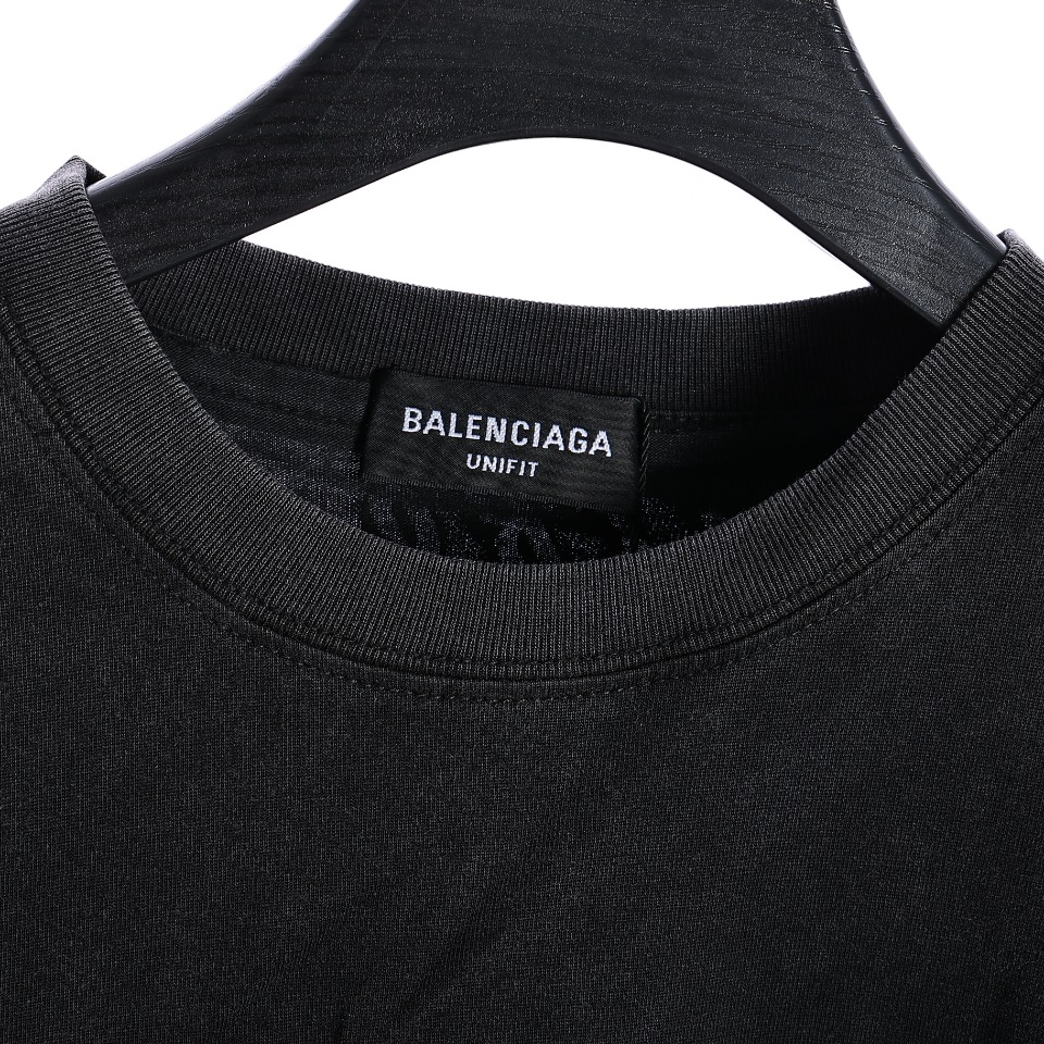 Balenciaga 巴黎世家 24SS 日历破洞假两件短袖T恤 balenciag假两件短绣