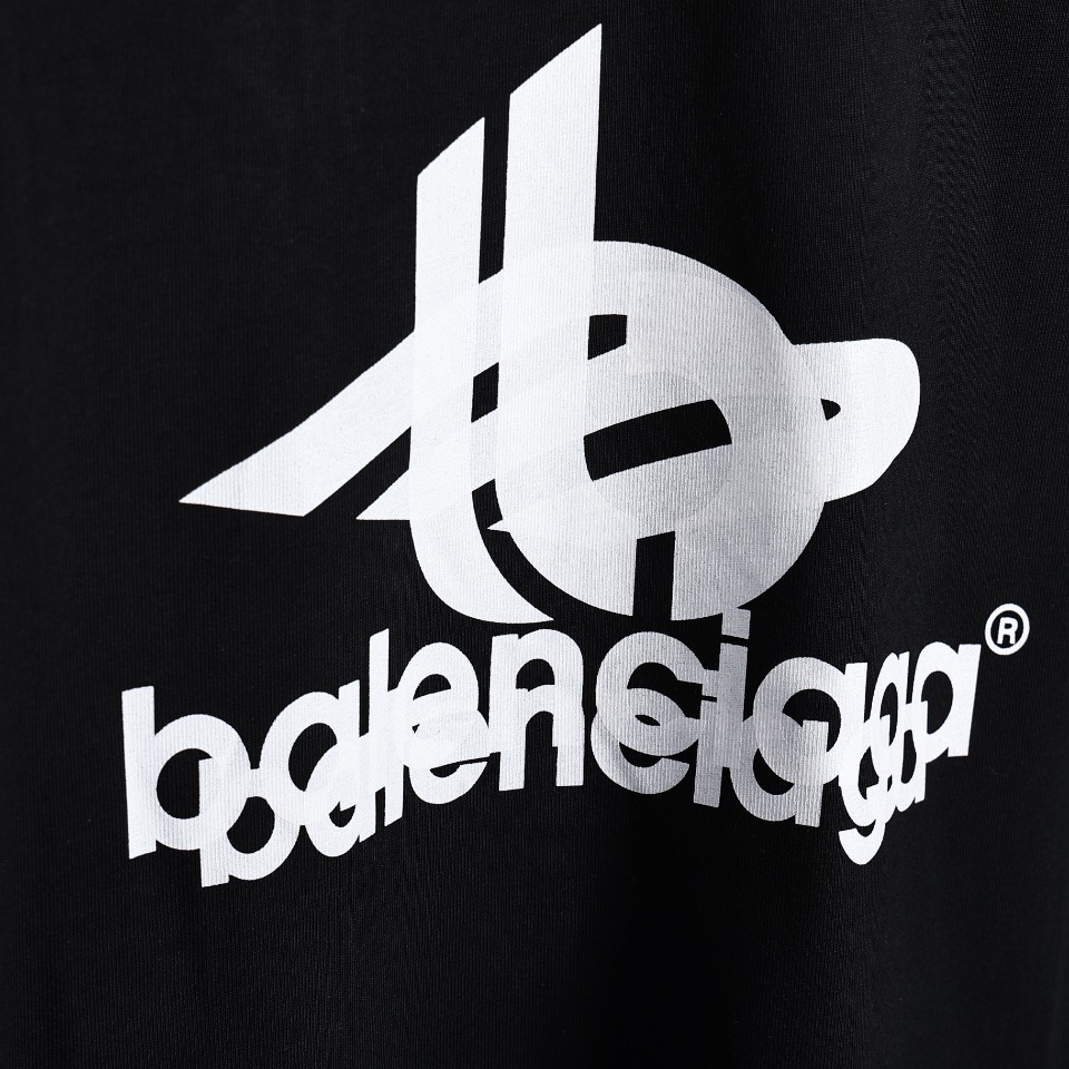 Balenciaga 巴黎世家 23SS 重叠字母短袖T恤