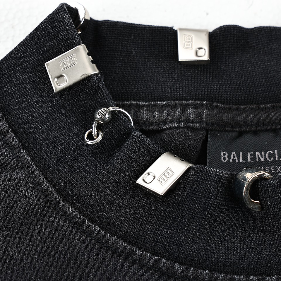 Balenciagag 巴黎世家 23SS新款穿孔穿钉水洗短袖T恤