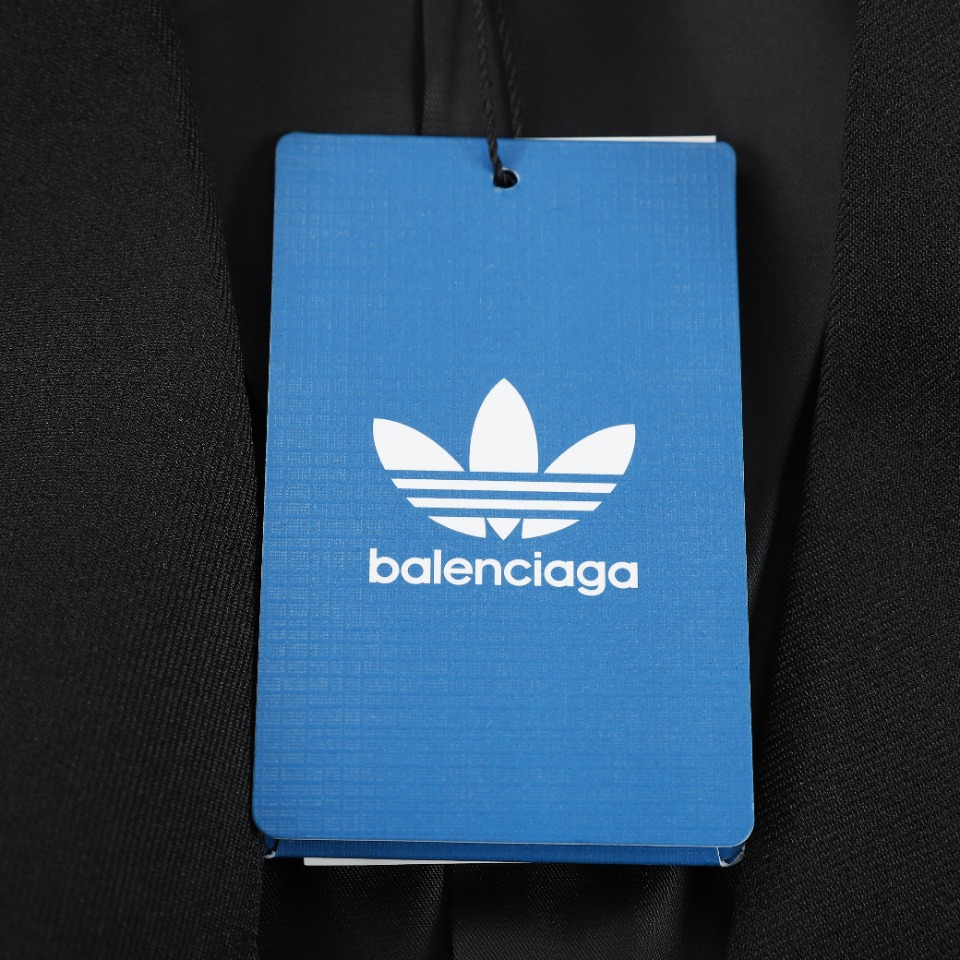 Balenciaga x adidas 23ss Large Baggy联名款三道杠西装外套