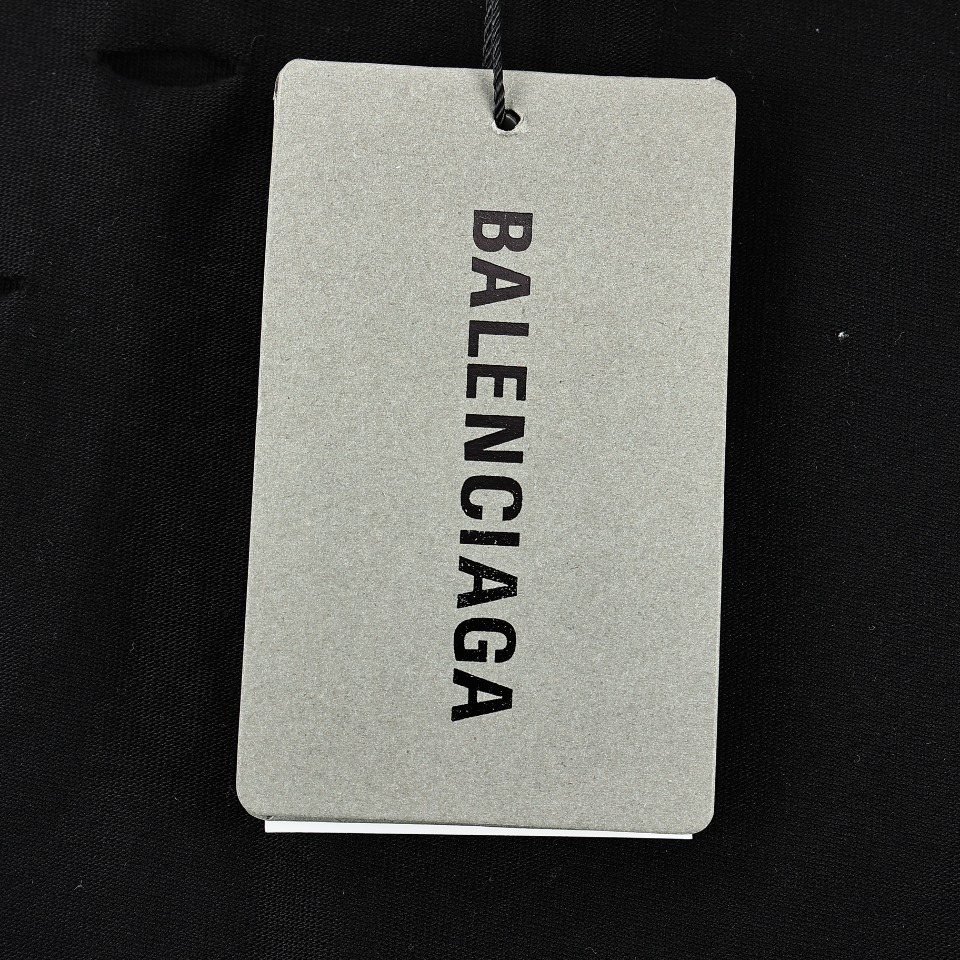 Balenciaga 巴黎世家 BLCG 24ss反向刺绣字母破洞短袖T恤