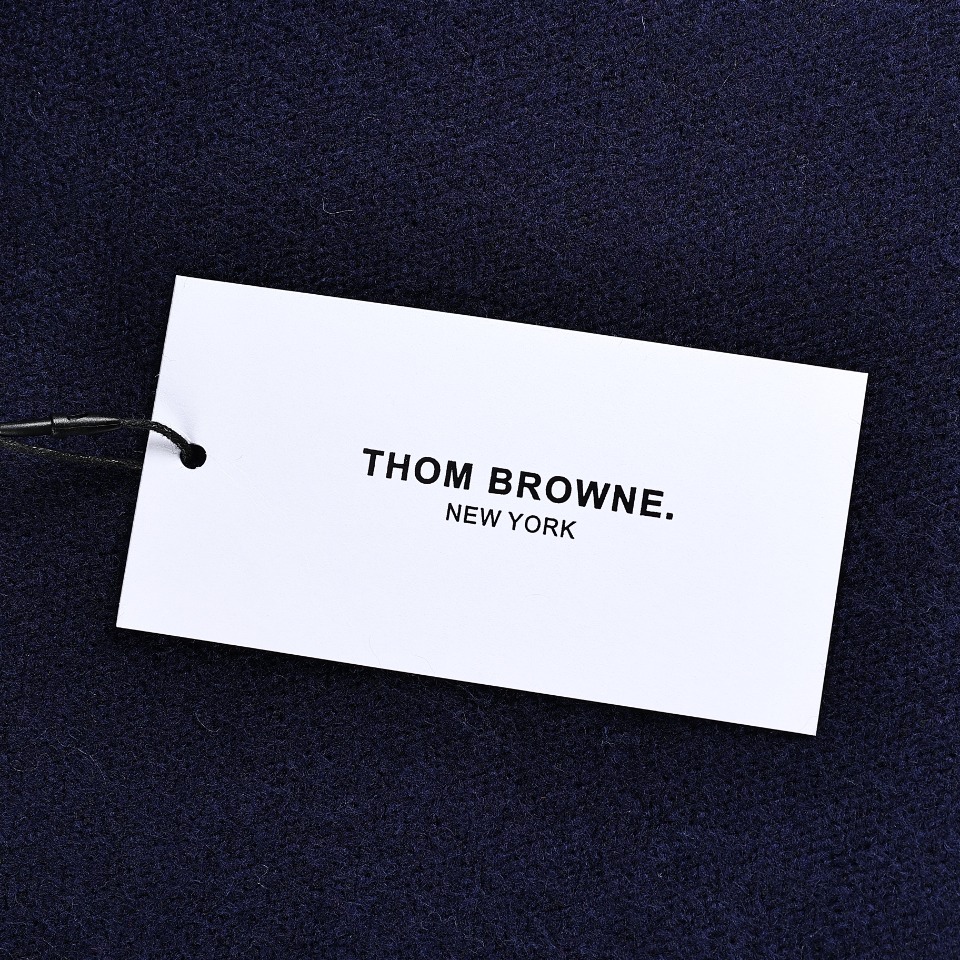 THOM BROWNE 汤姆布朗 TB 23ss新季产品四条纹圆领套头毛衣