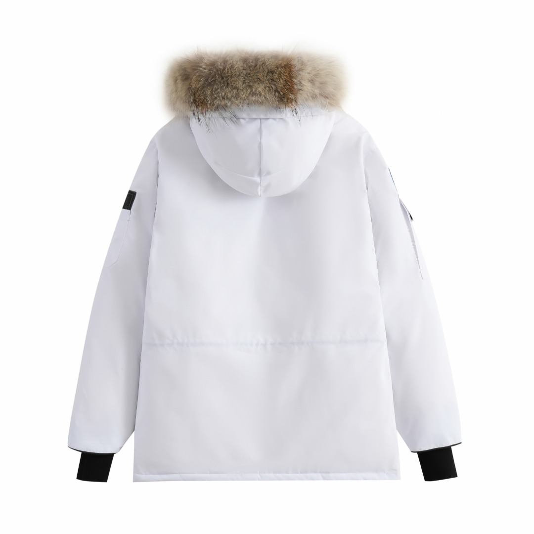 Canadian Goose Expedition: High-End Winter Gear for Arctic Adventures - 图片 2
