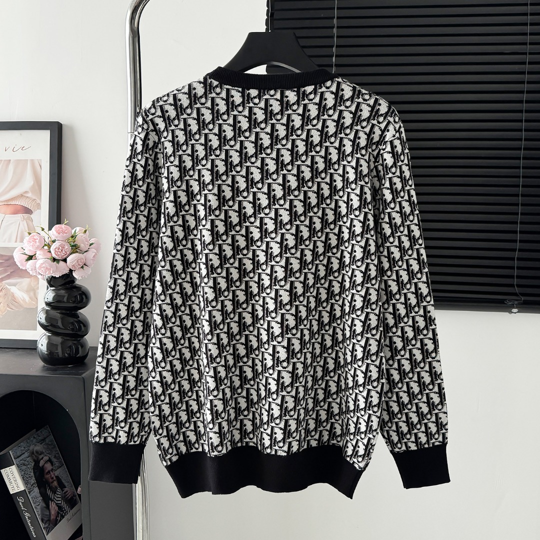 Trendy Round-Collar Sweater in Dior’s Autumn/Winter Collection: CDC M81 Details. - 图片 2